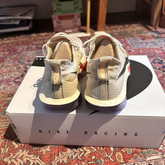 Nike Alphafly 3 Women's (Size 7.5) - Picture 4 of 4